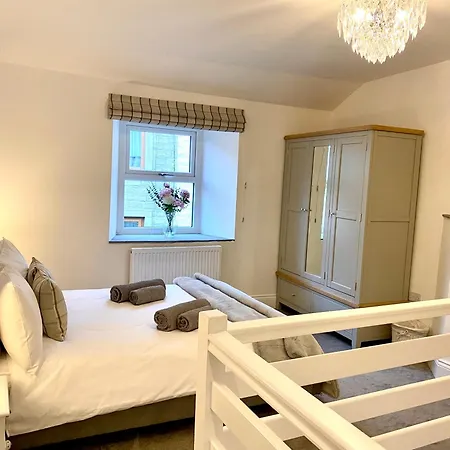 Blossom Tree Cottage Barnoldswick Esterno foto